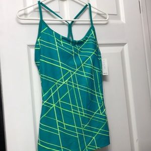 Old Navy Active NWT L tank top